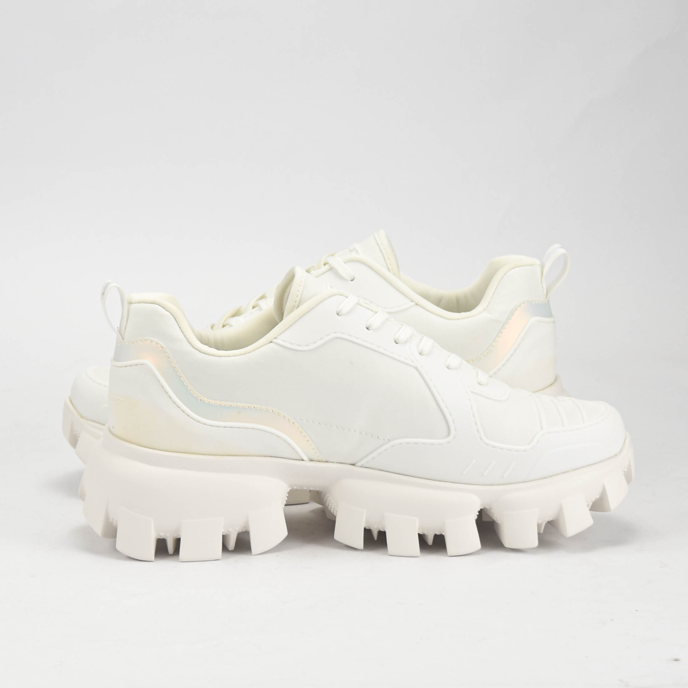 VO7 SHOES AMBER WHITE