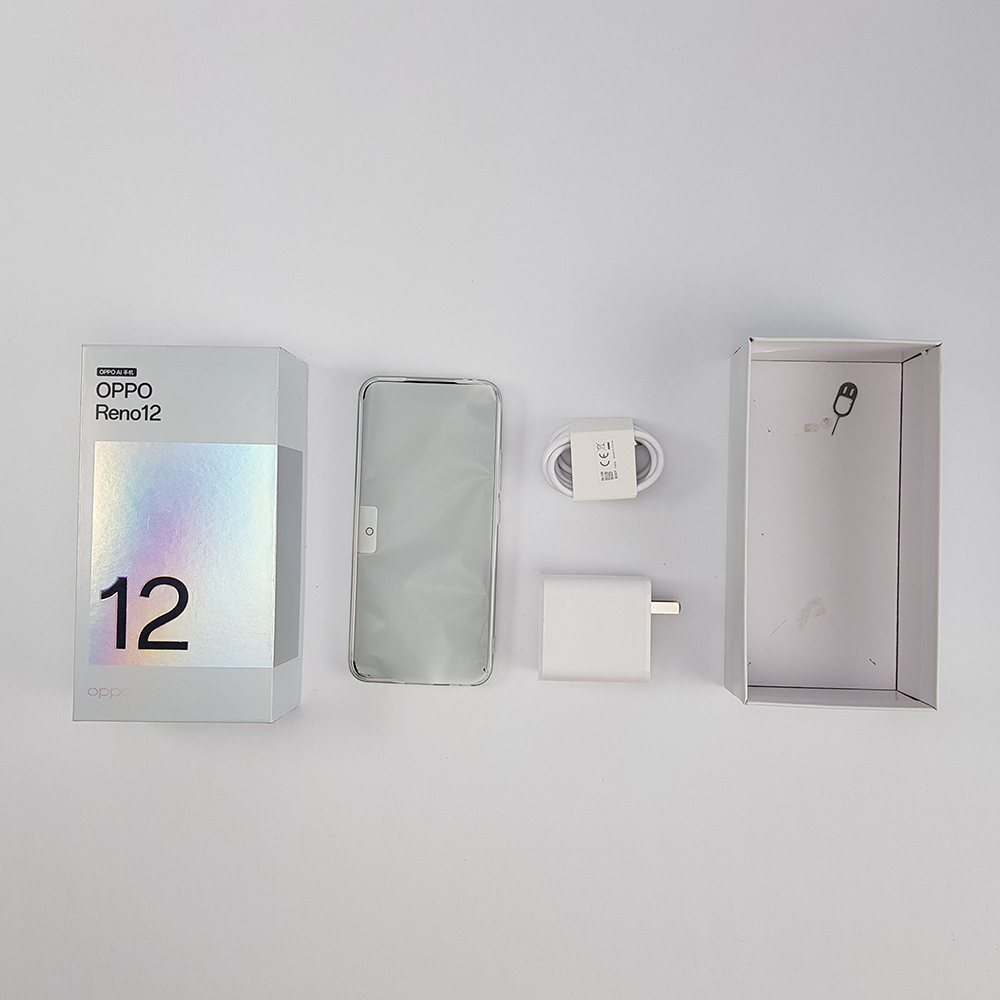 OPPO RENO12 Silver