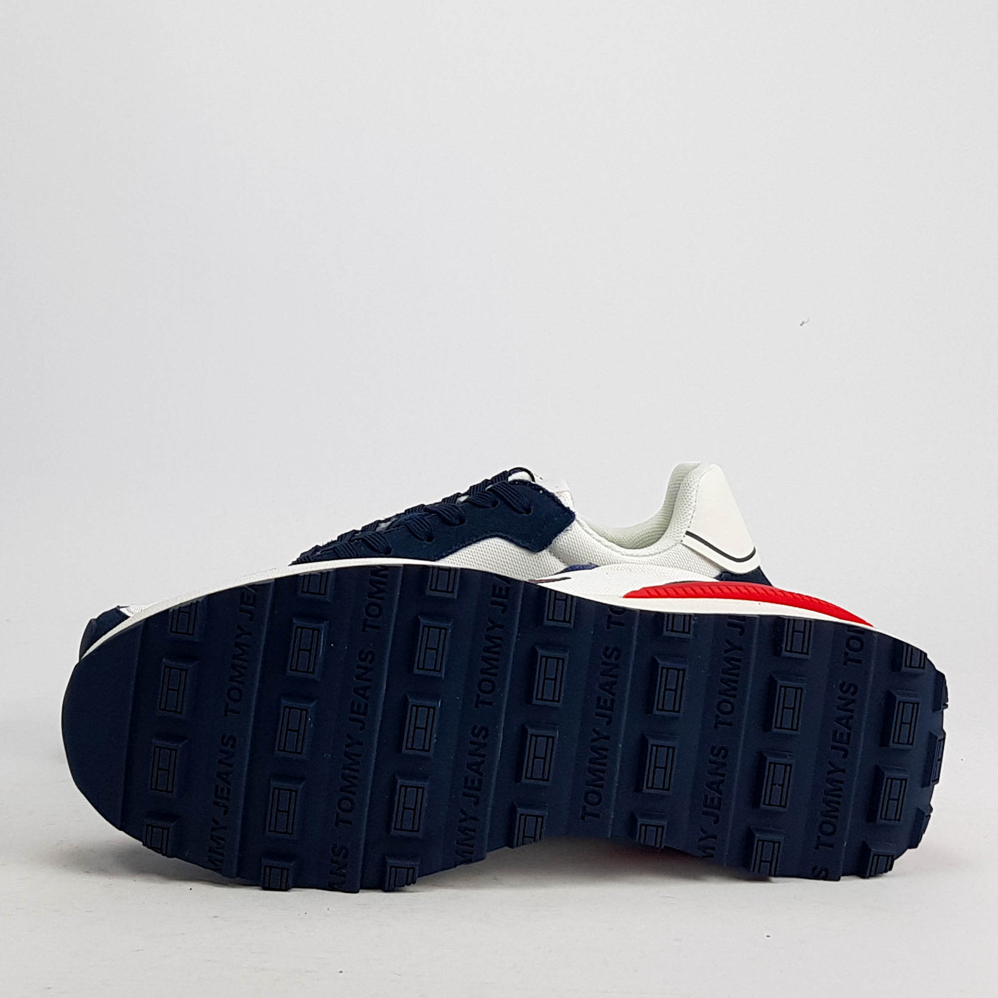 TOMMY HILFIGER WHITE RED BLUE