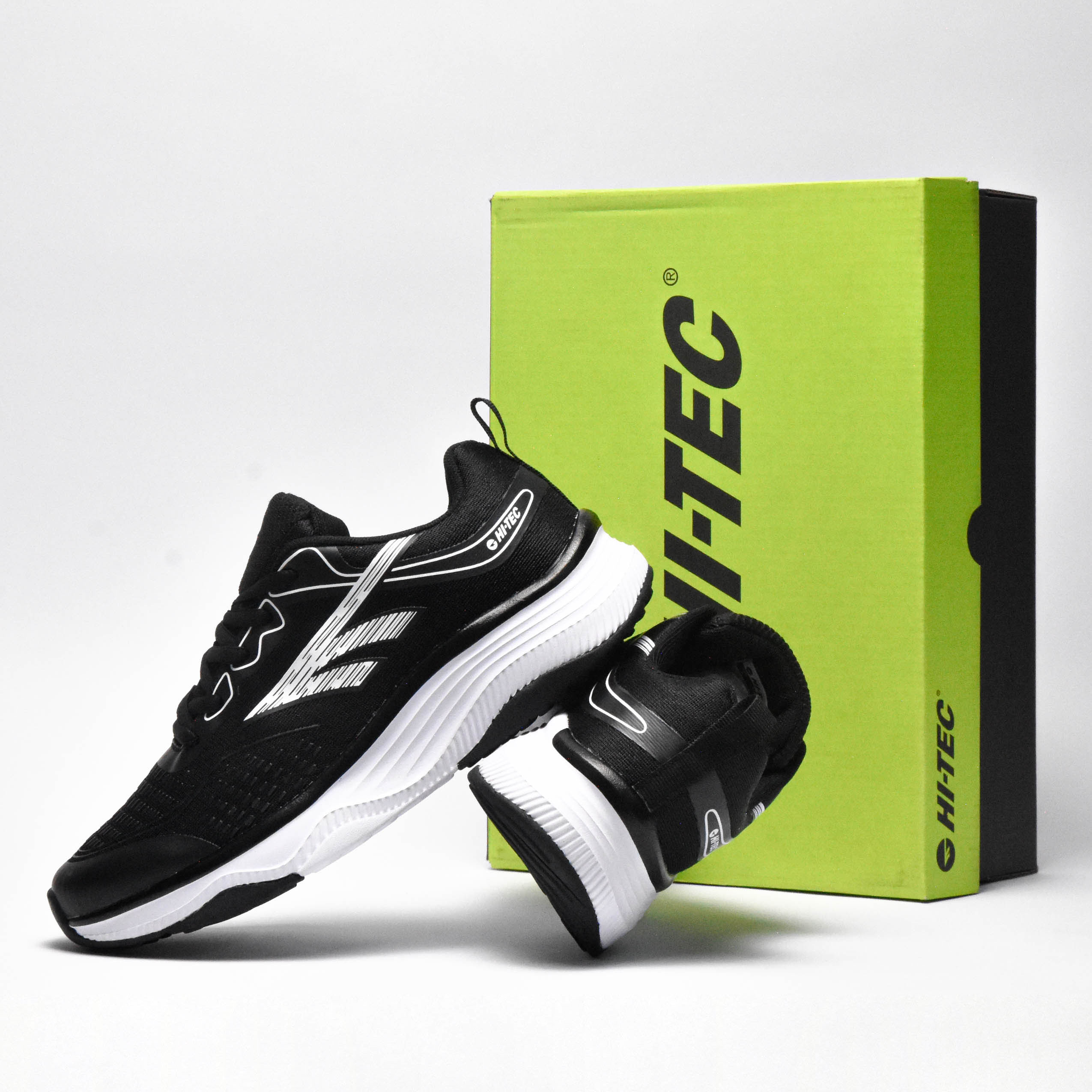 HI TEC COURTNEY W BLACK WHITE
