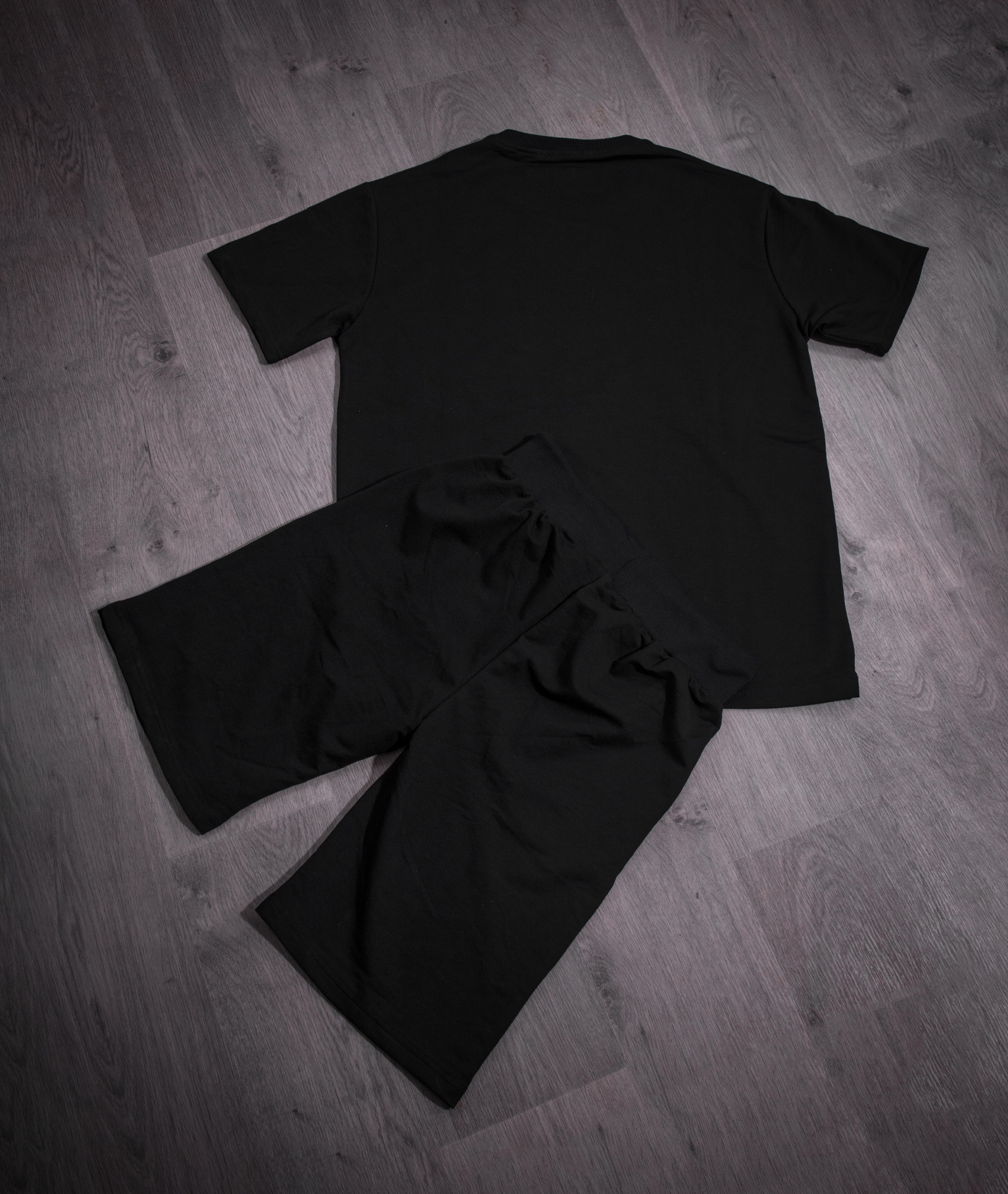 ENSEMBLE NOIR *YOU HAVE FLIGHT FOR IT *