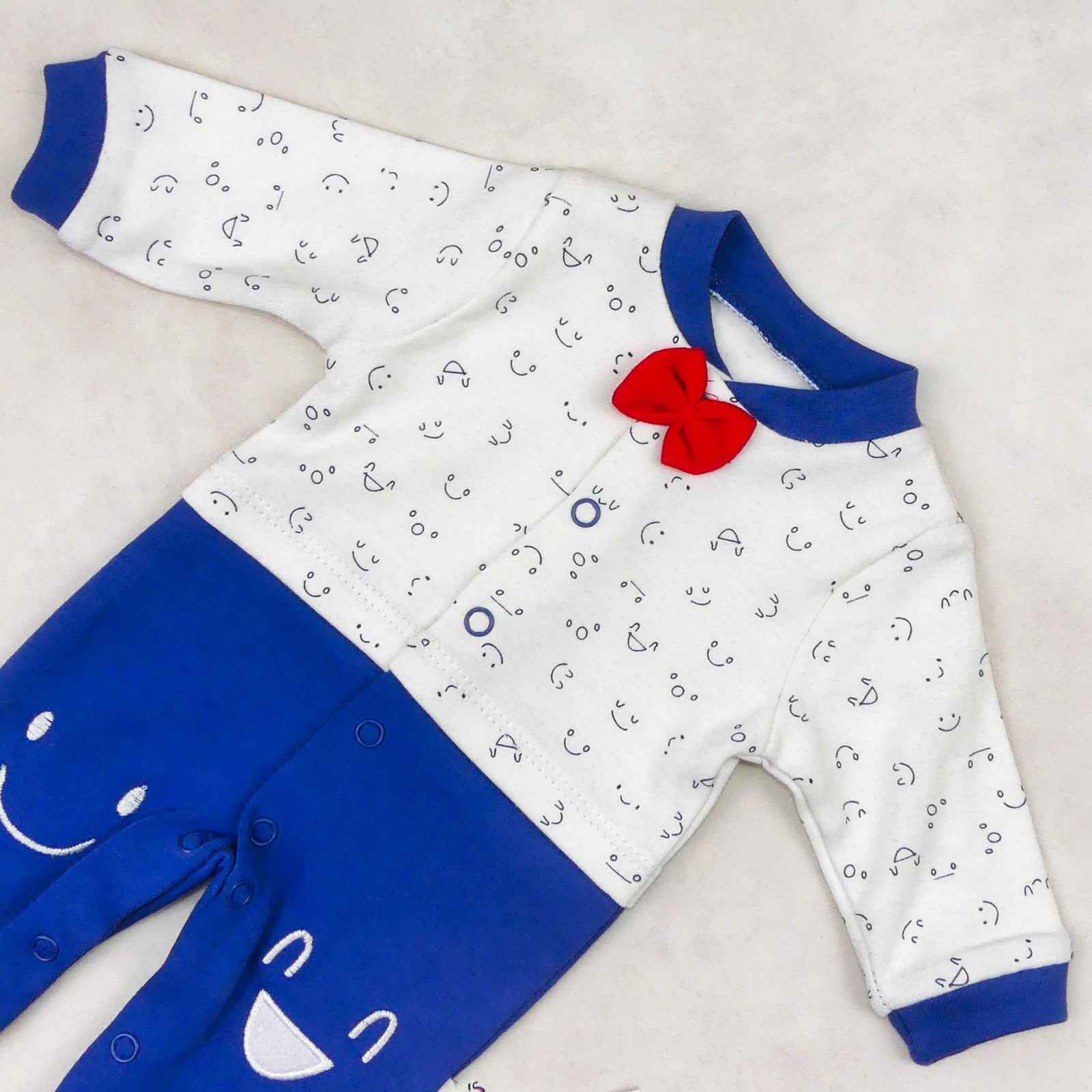 NECIX'S 0935 BLEU CLAIR