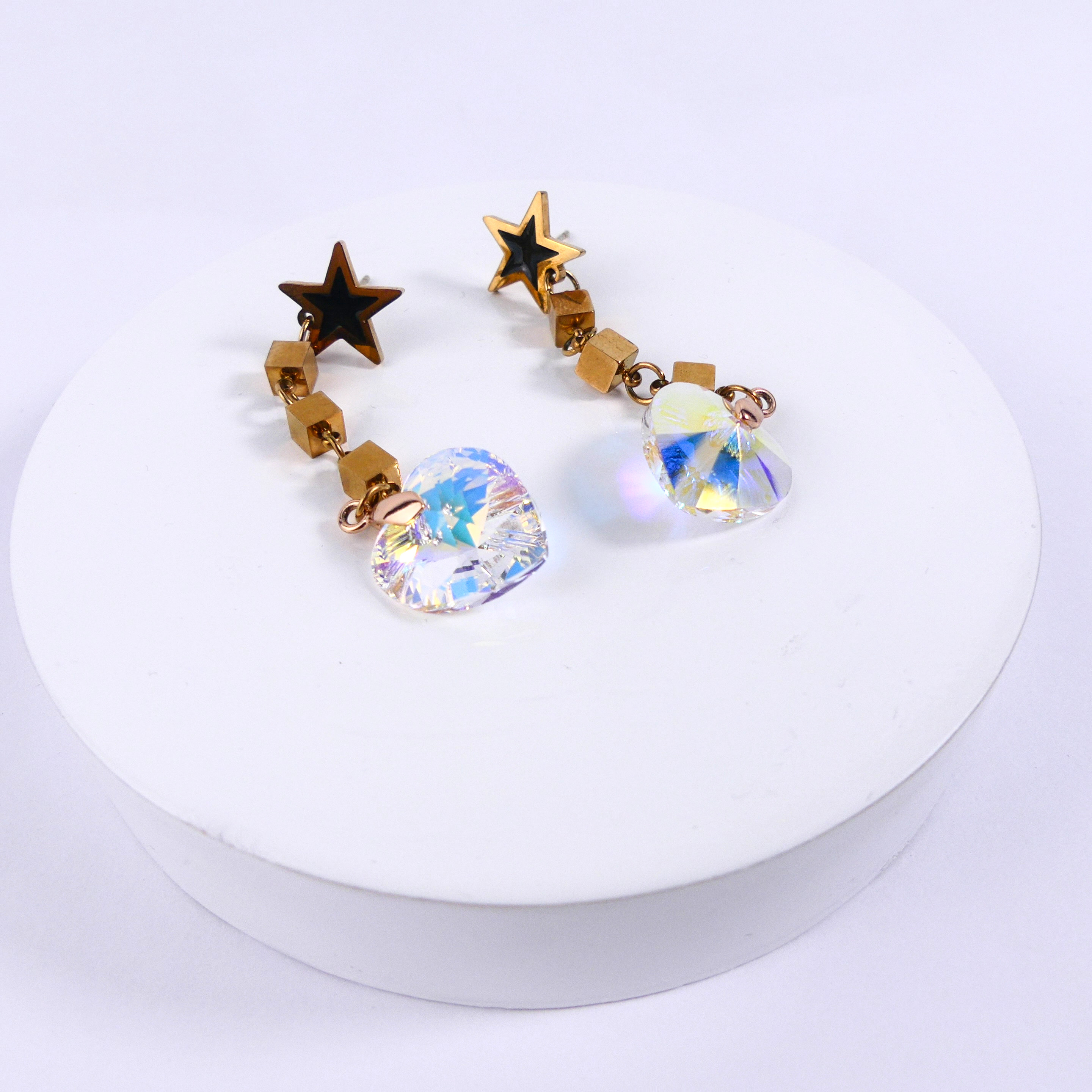 boucle d'oreille pendantes étoile et coeur jaune 