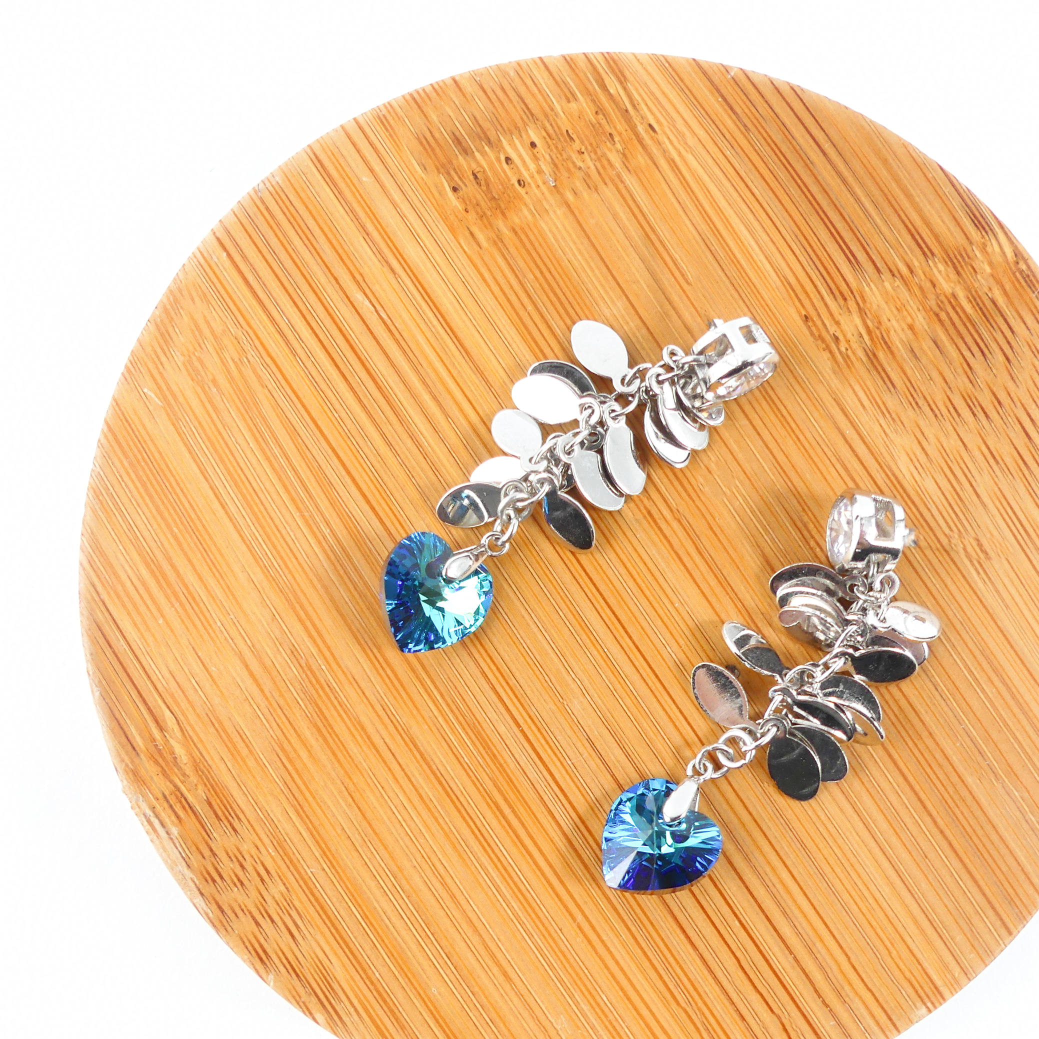 boucle d'oreille pendantes coeur bleu nuit