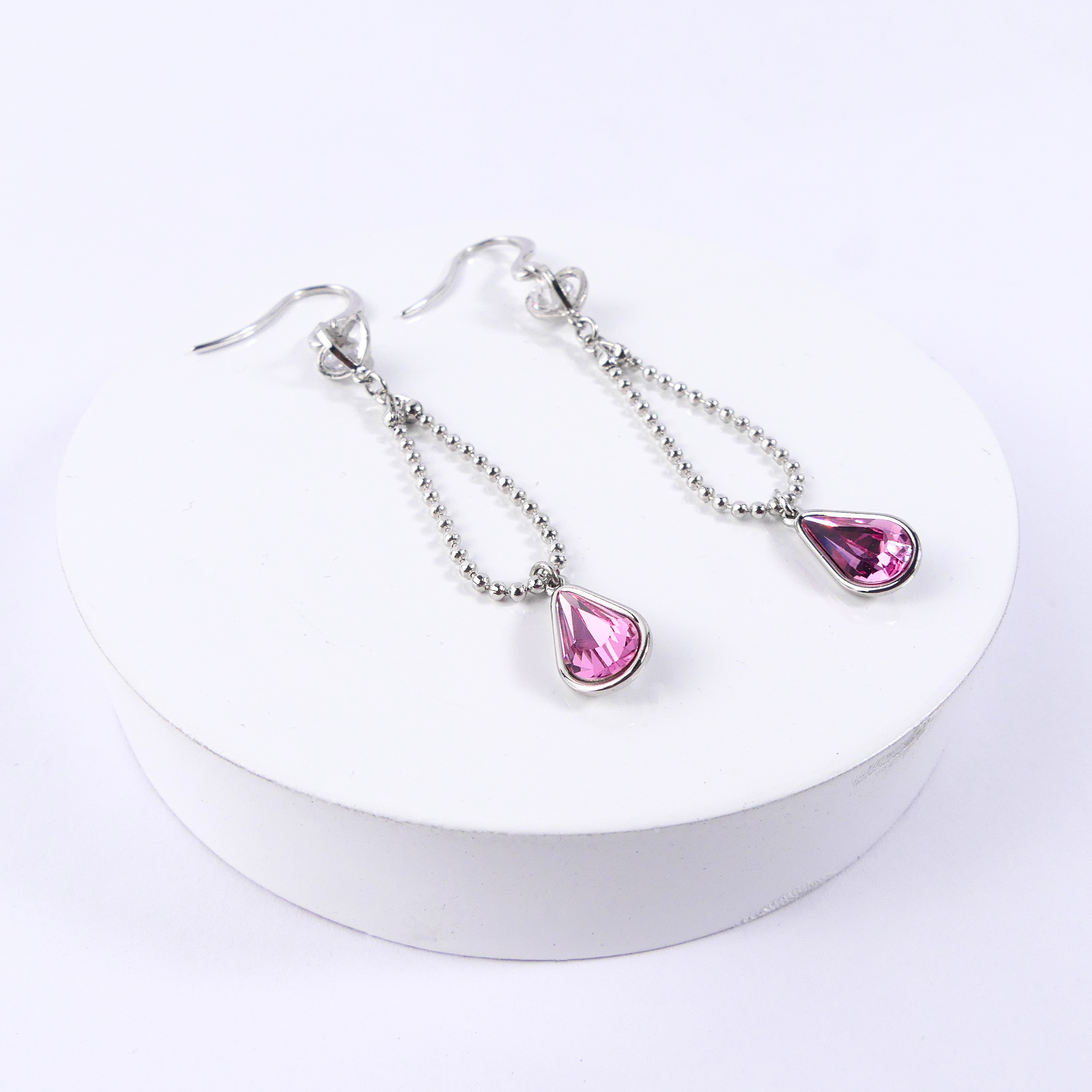 boucle d'oreille pendantes goutte rose