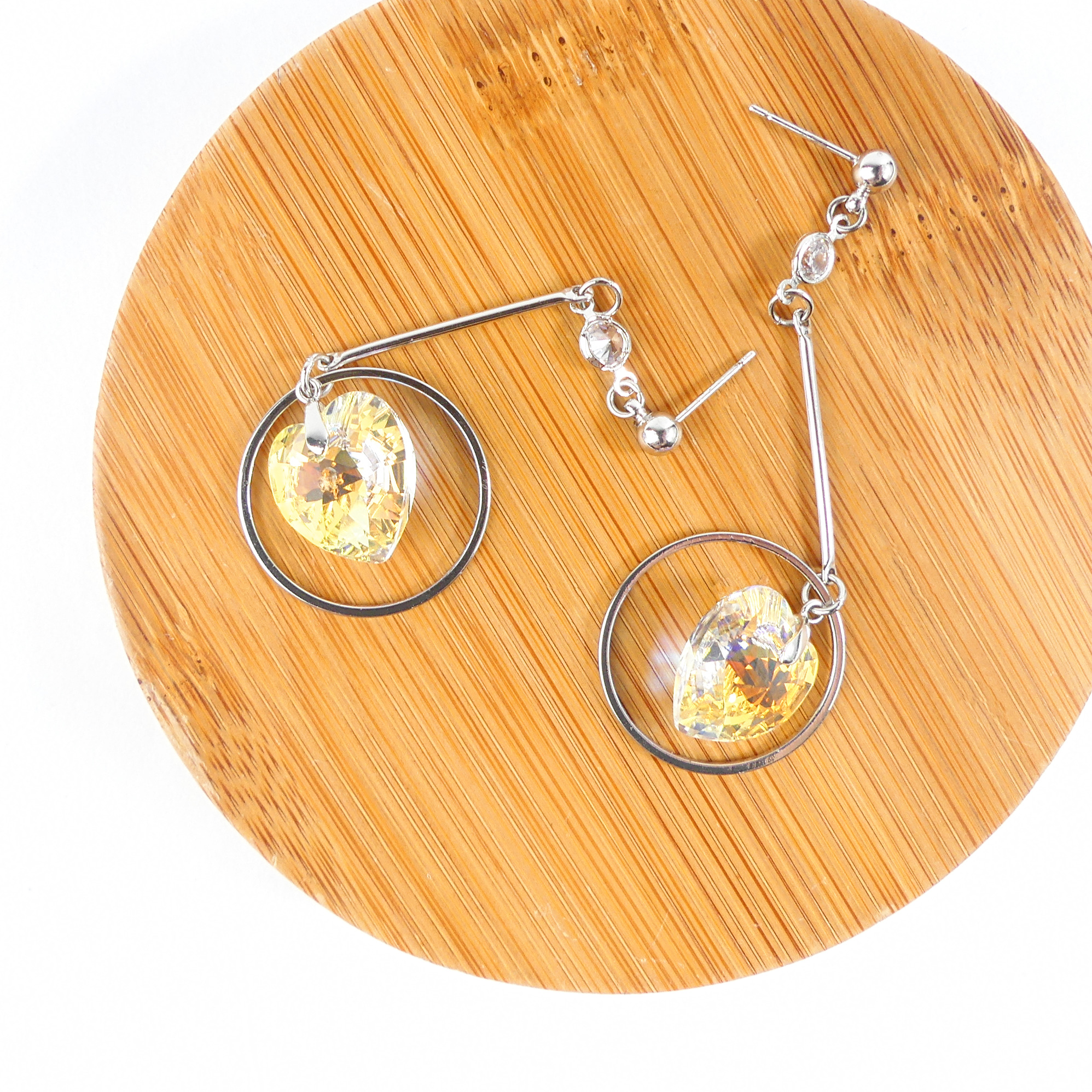 Boucles d'oreilles pendantes cœur jaune