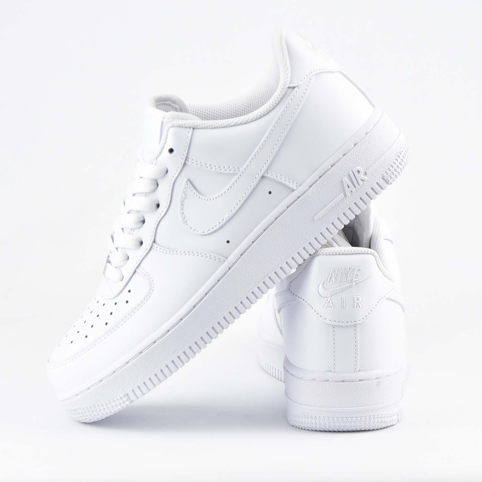 NIKE AIR FORCE 1  CW2288-111