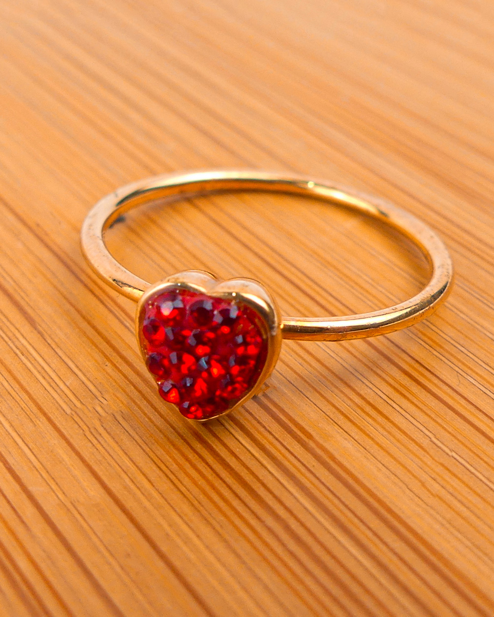 BAGUE FINE COEUR ROUGE