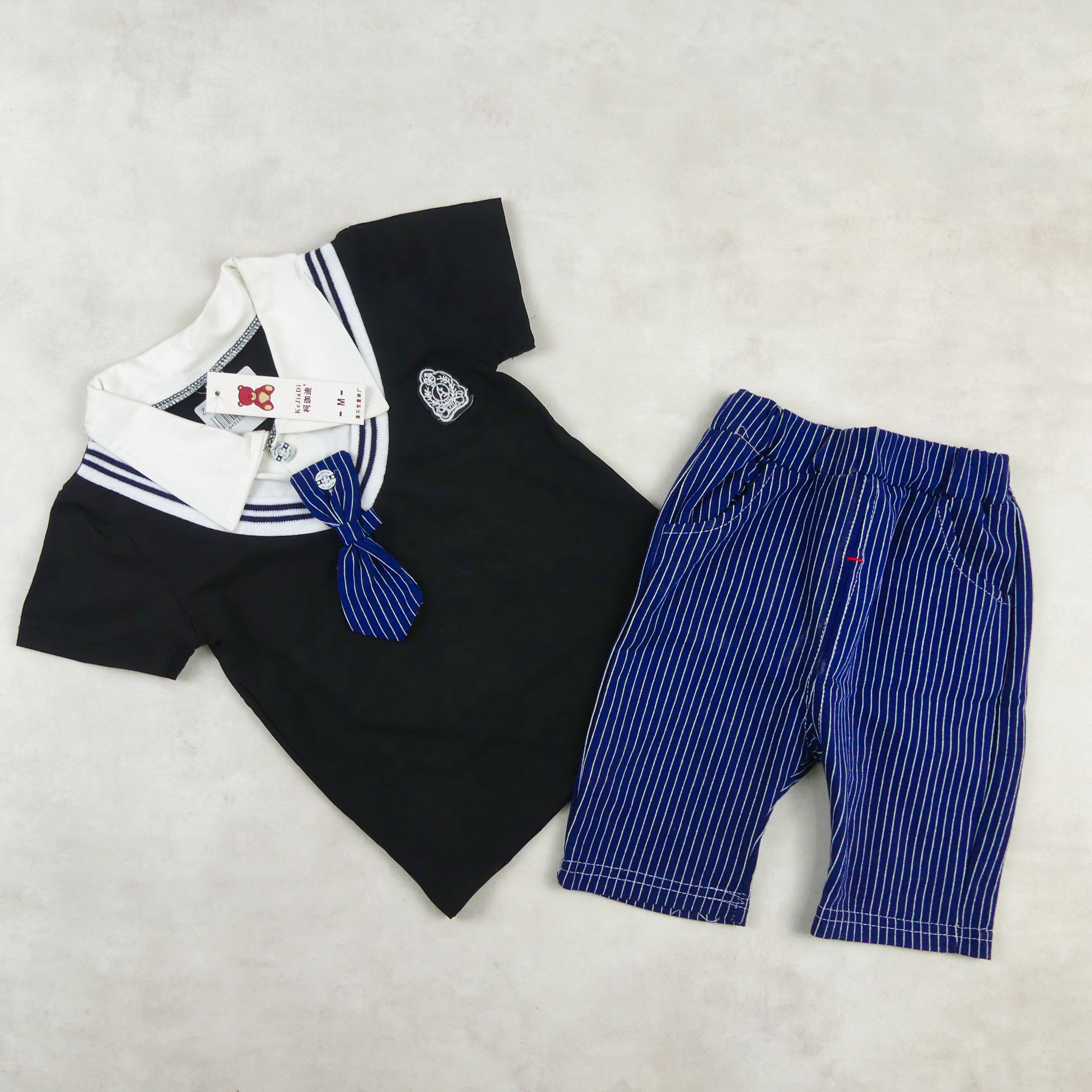 ENSEMBLE GARCON  POLO NOIR AVEC PAPILLON BLEU ET SHORT BLEU 