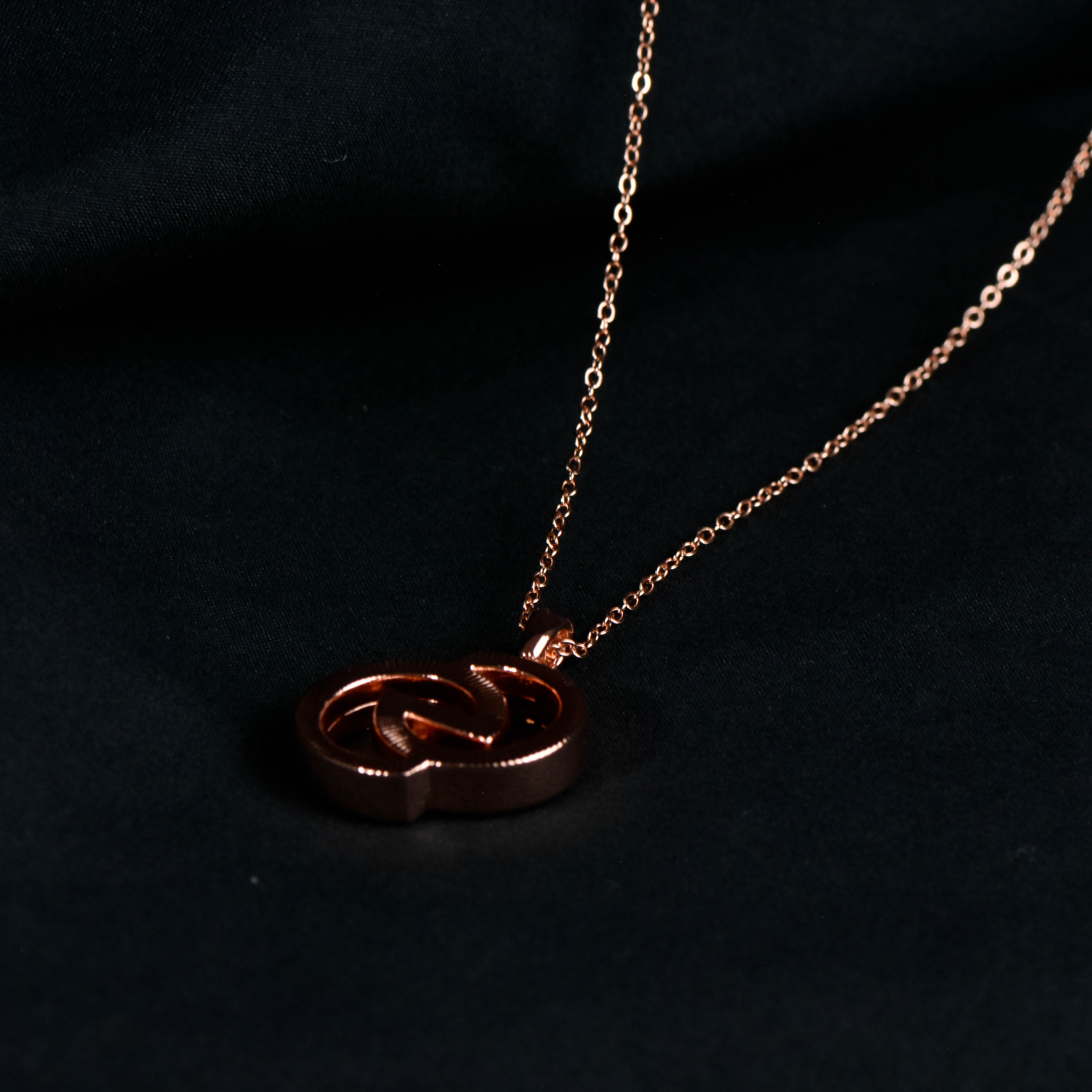 GIORDANI GOLD ANNIVERSARY NECKLACE