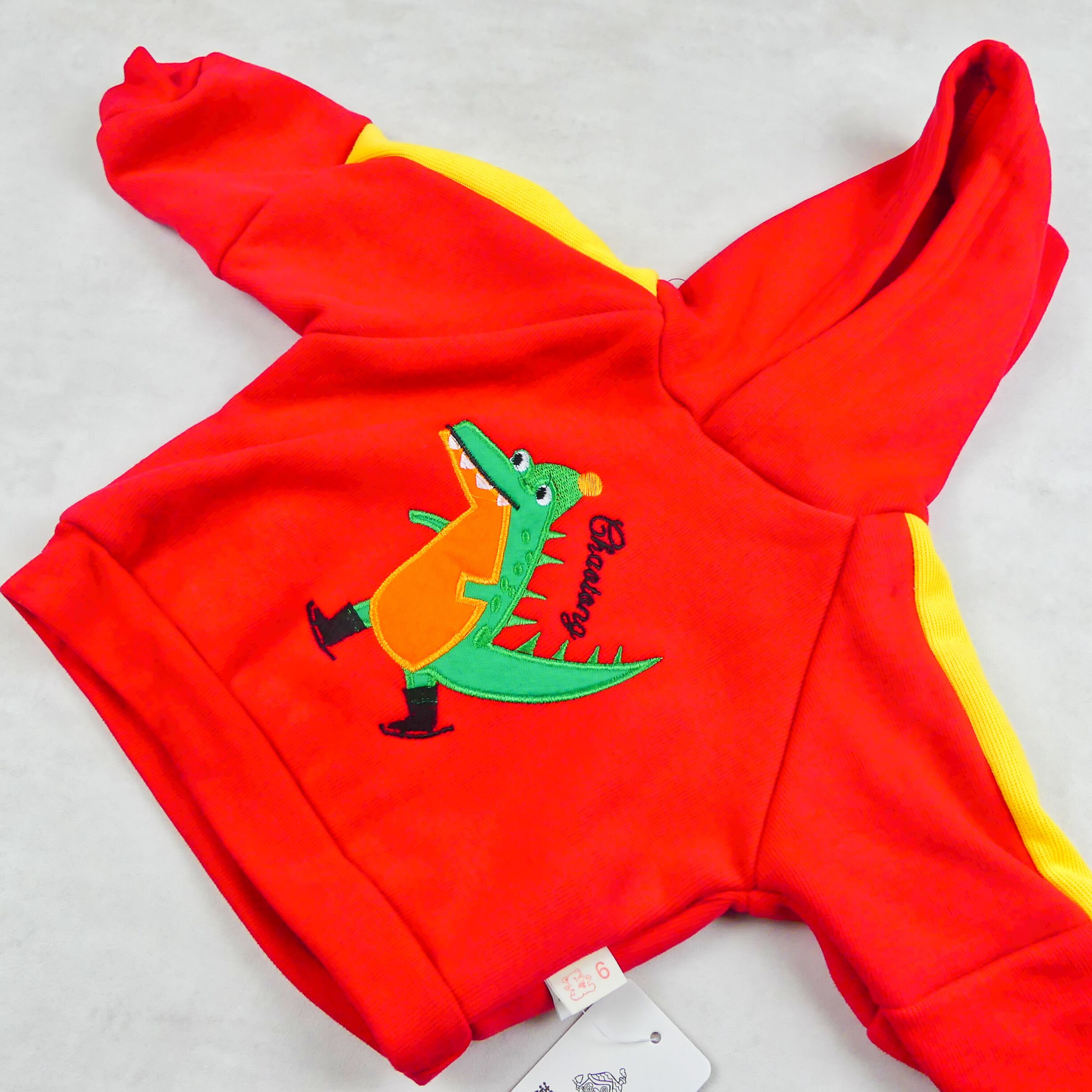 ENSEMBLE CAPUCHE ROUGE ET JAUNE -DINOSAUR VERT ET ROUGE-