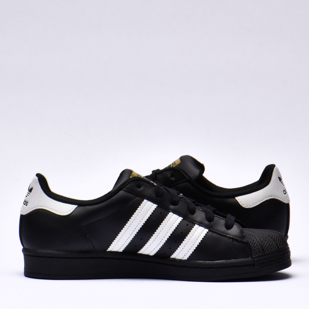ADIDASSUPERSTAR J