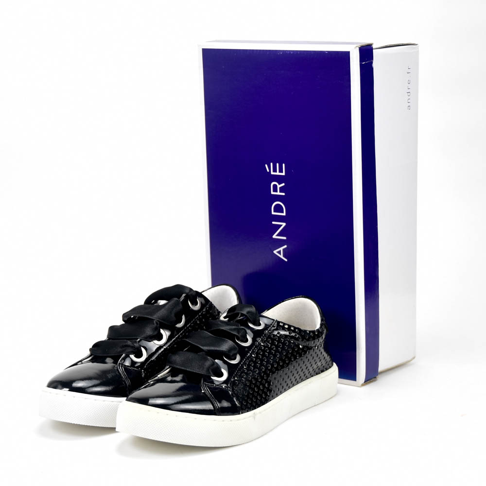 ANDRÉ BASKETS BEST FEMME