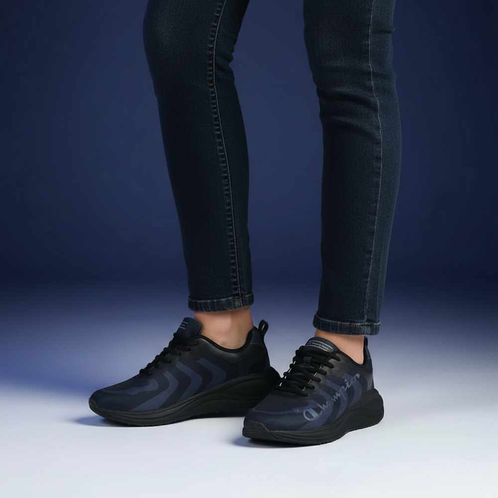 Champion Syphon Script Low Sneakers