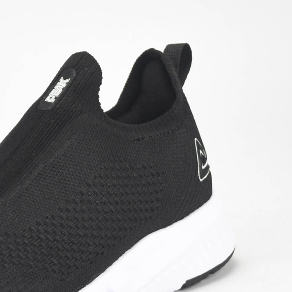 PEAK SHOES