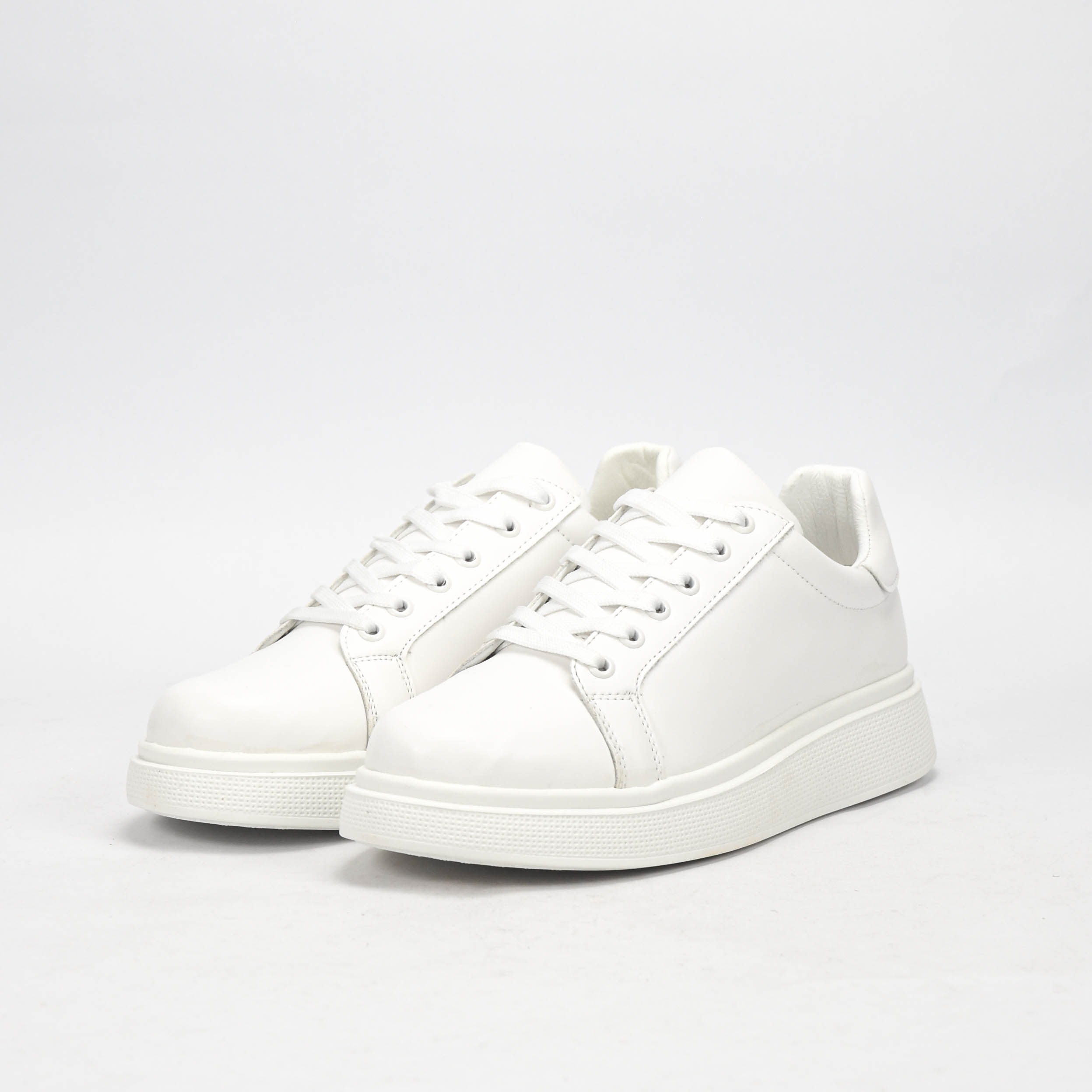 CASUAL SHOES WHITE