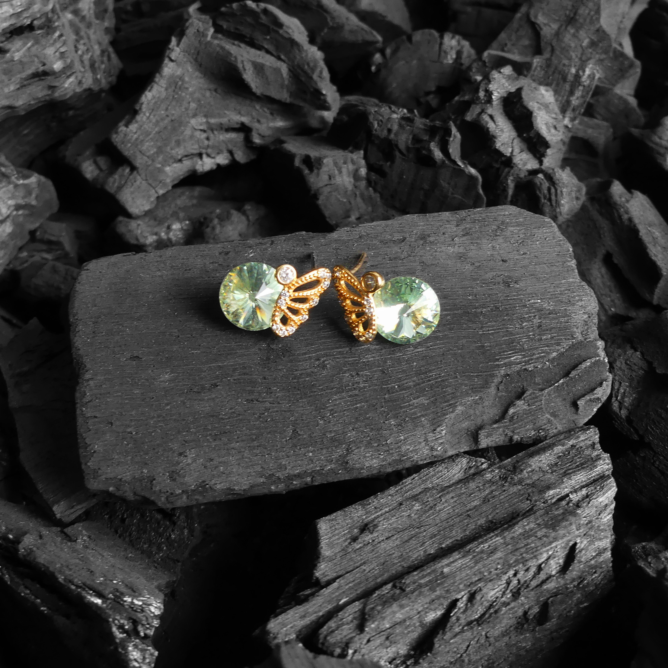 boucle d'oreille aile vert clair