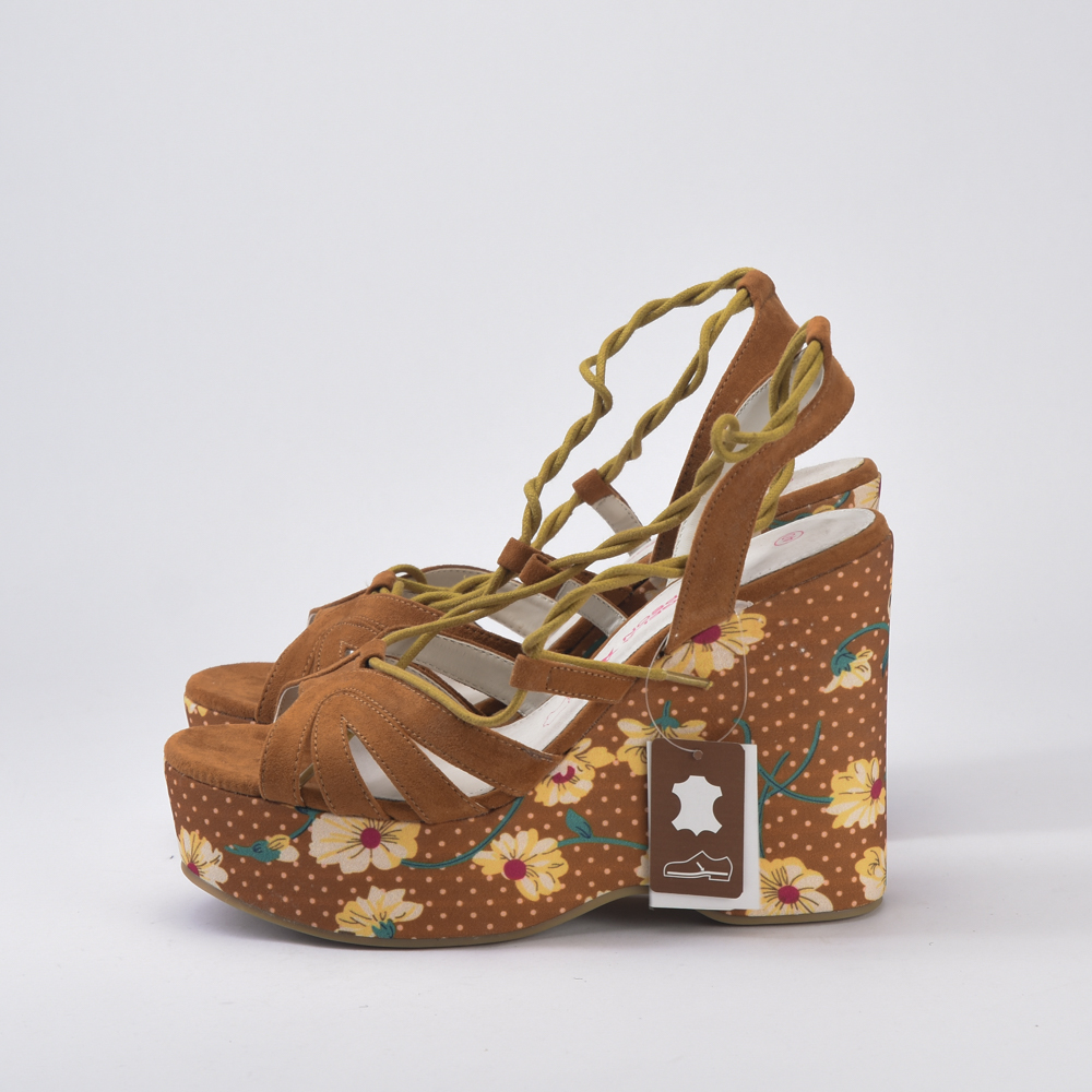 SANDALE ANGELA THOMPSON