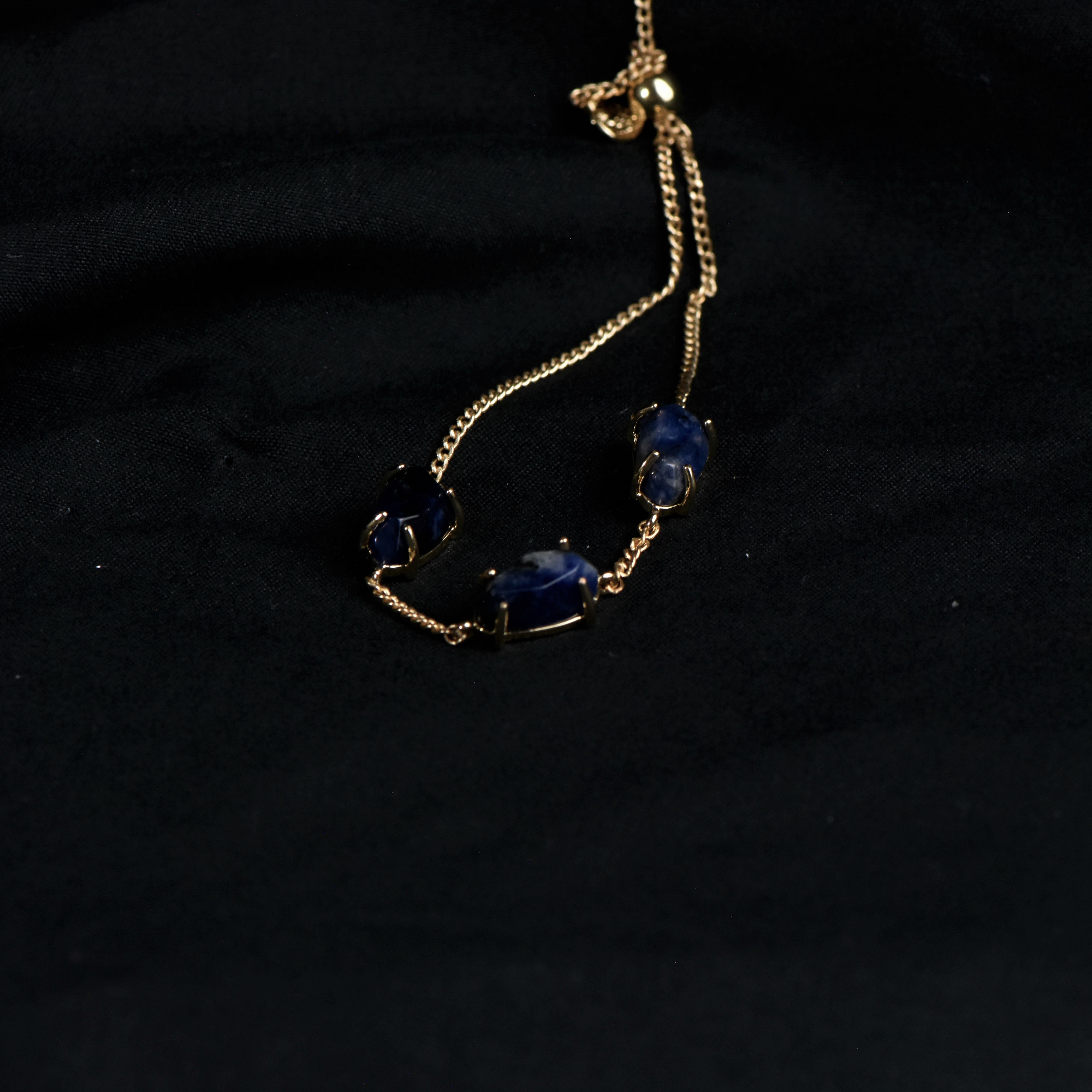 OOCEAN SODALITE BRACELET