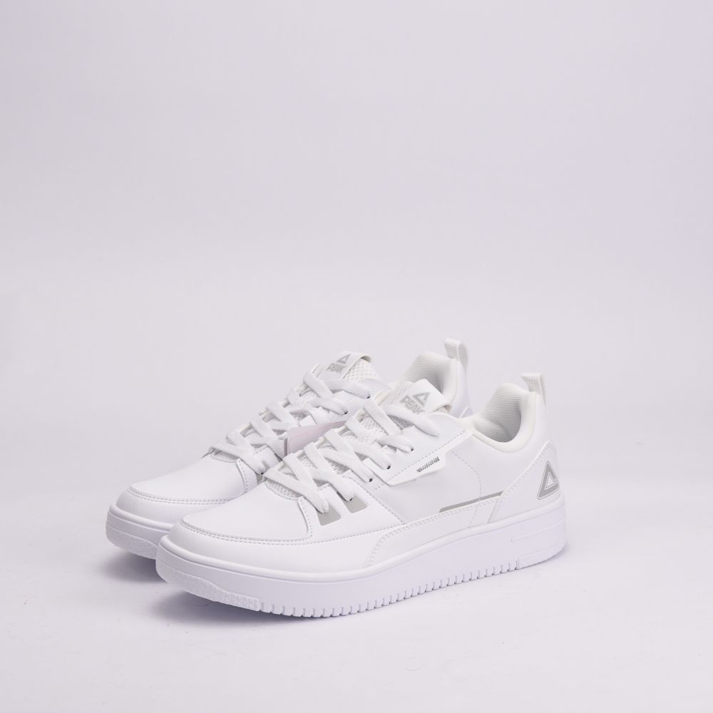 PEAK FOOTWEAR