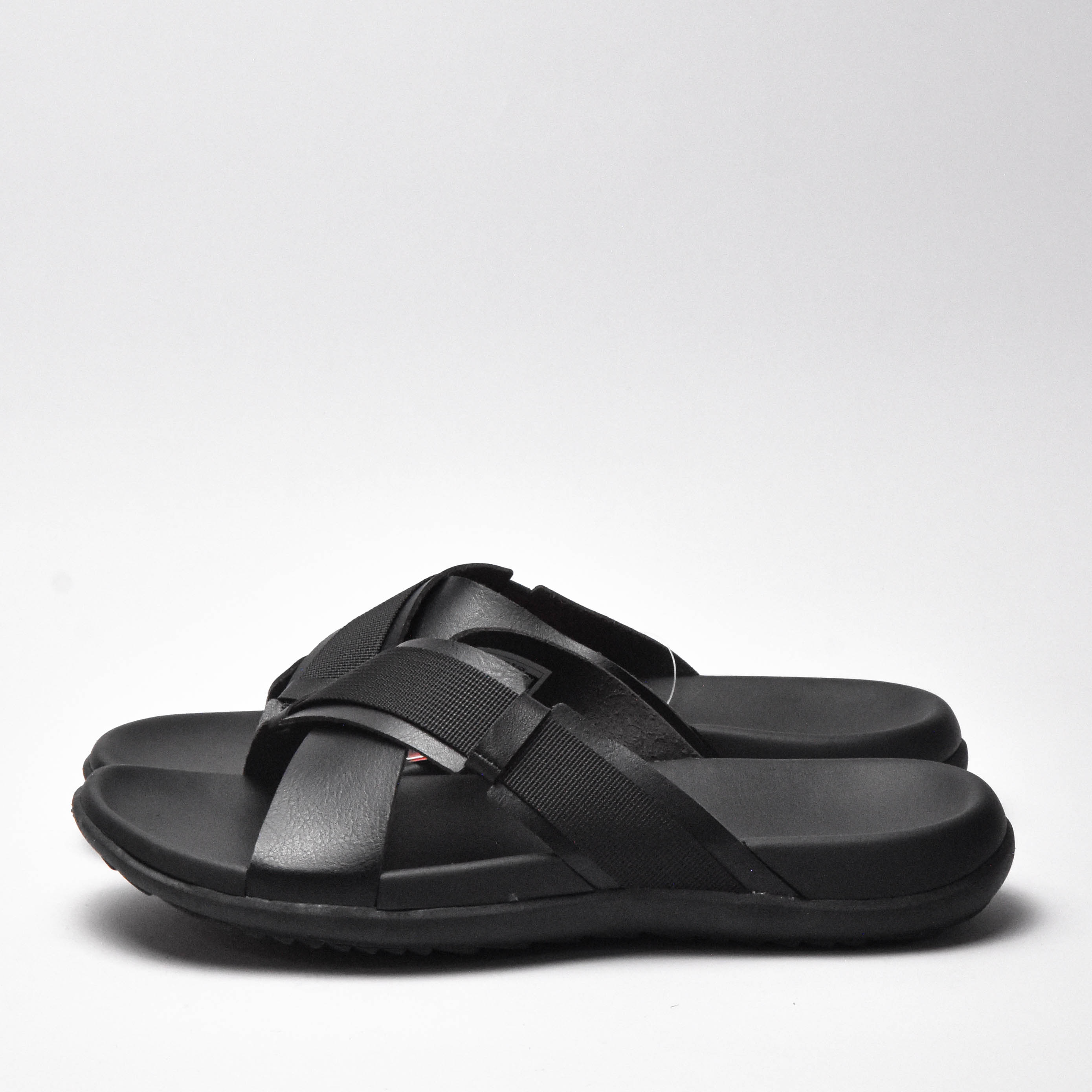 PUCA ROYAL SLIDER02 BLACK 