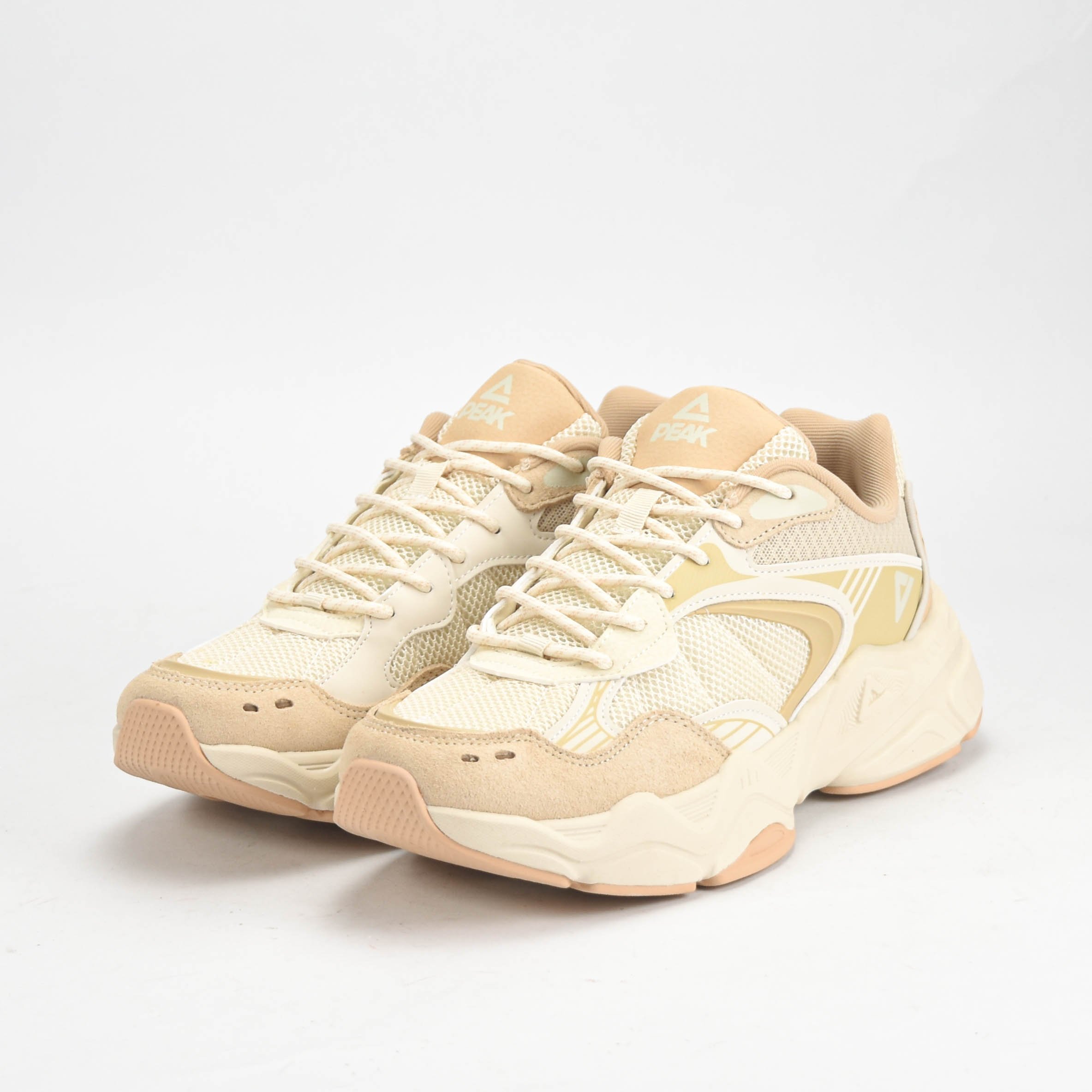 PEAK SHOES