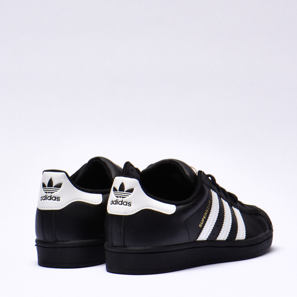 ADIDASSUPERSTAR J