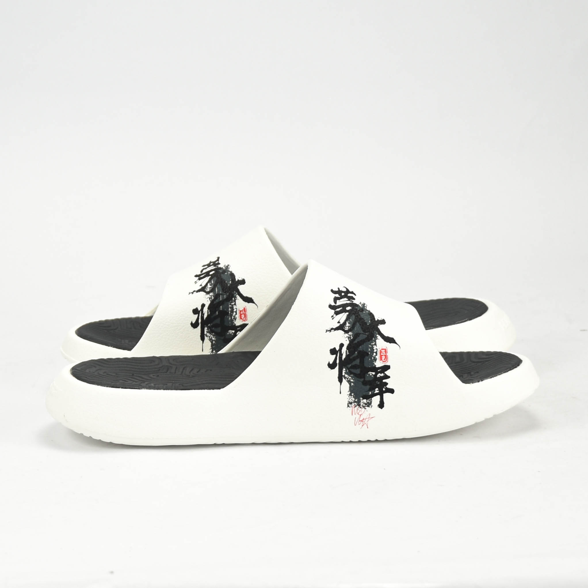 PEAK SPORTS SLIPPERS