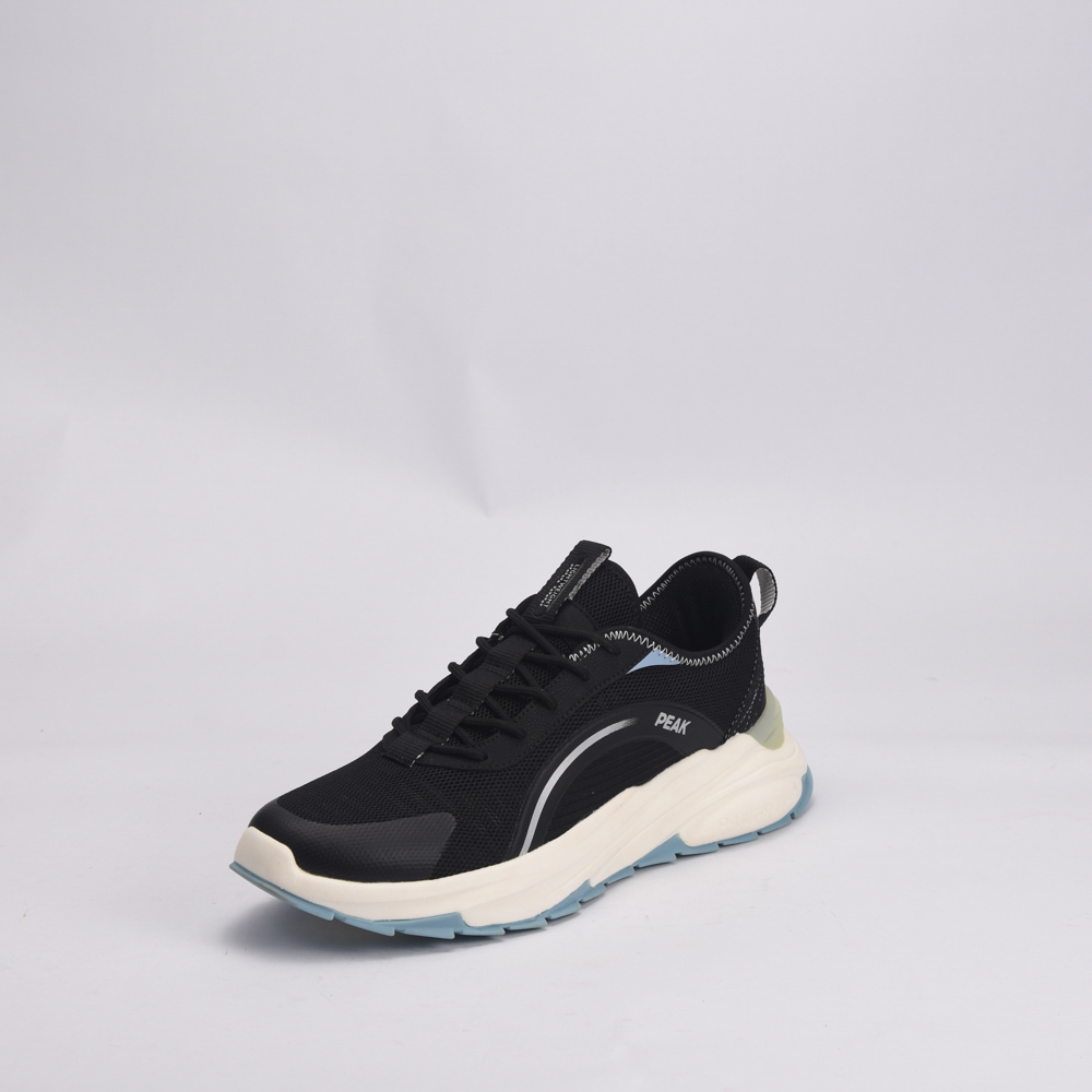 PEAK FOOTWEAR