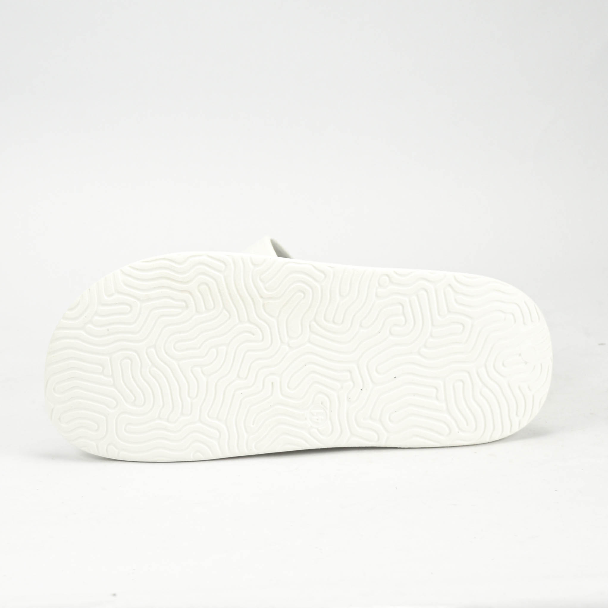 PEAK SPORTS SLIPPERS