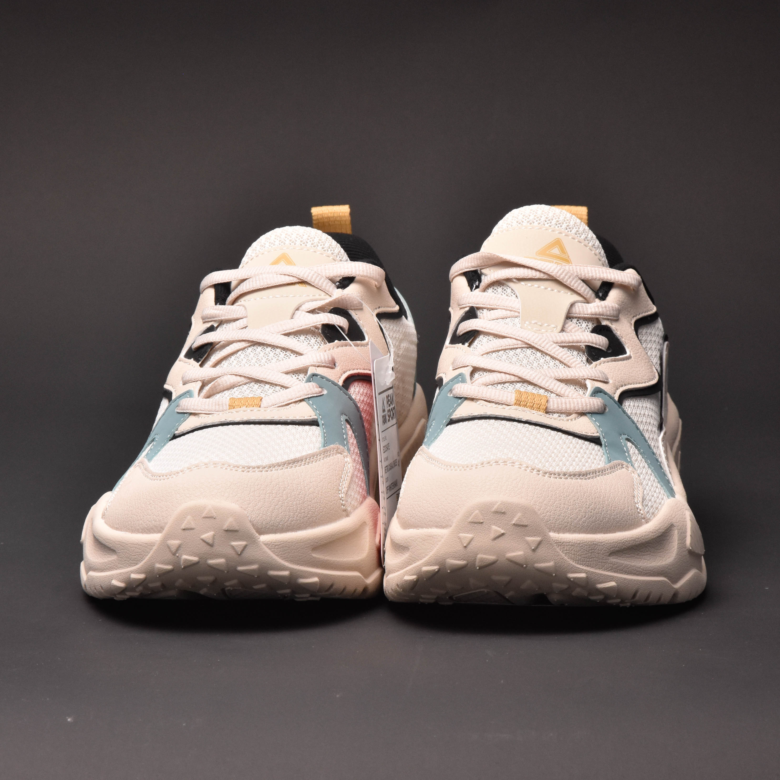 PEAK CASUAL SHOES
