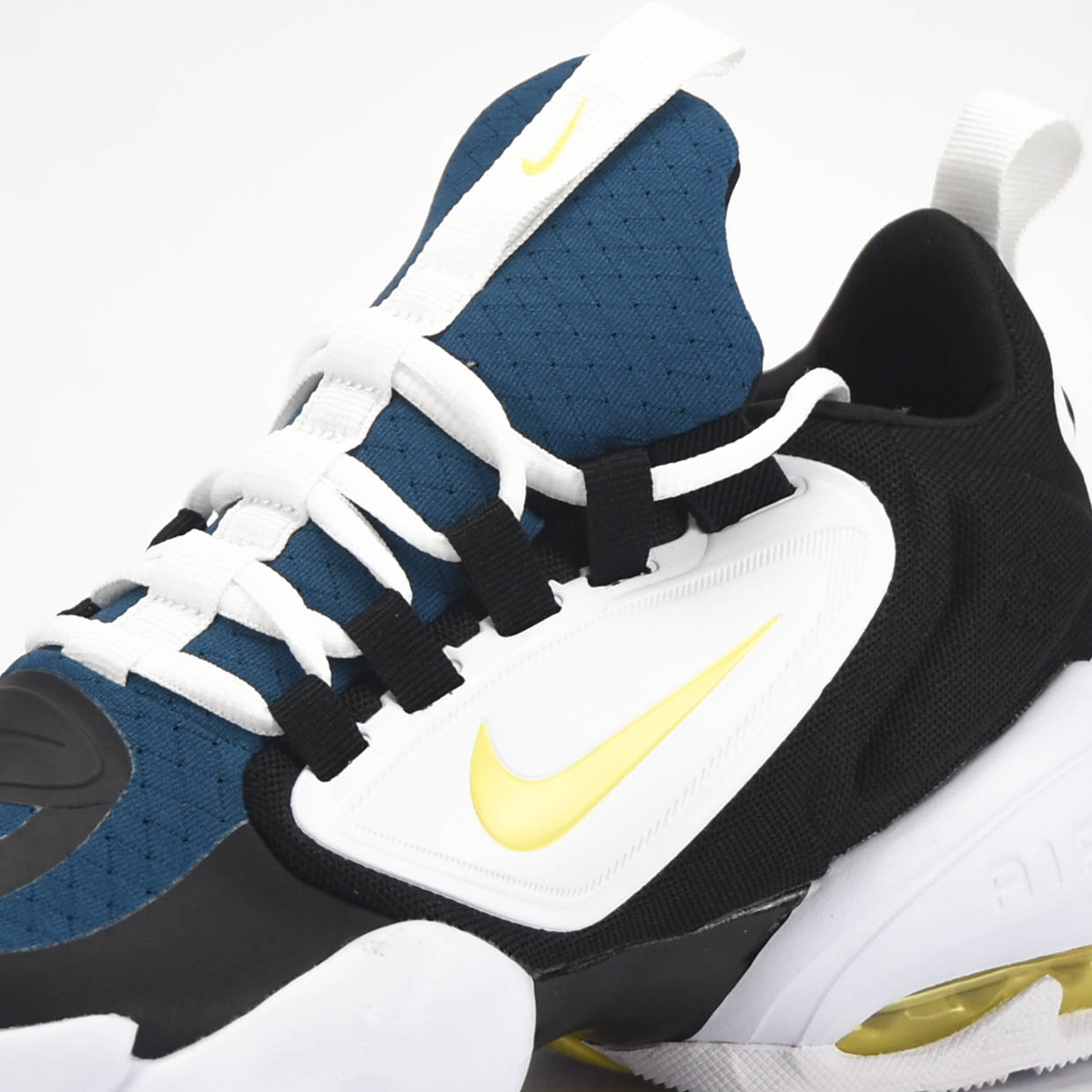 NIKE AIR MAX ALPHA SAVAGE