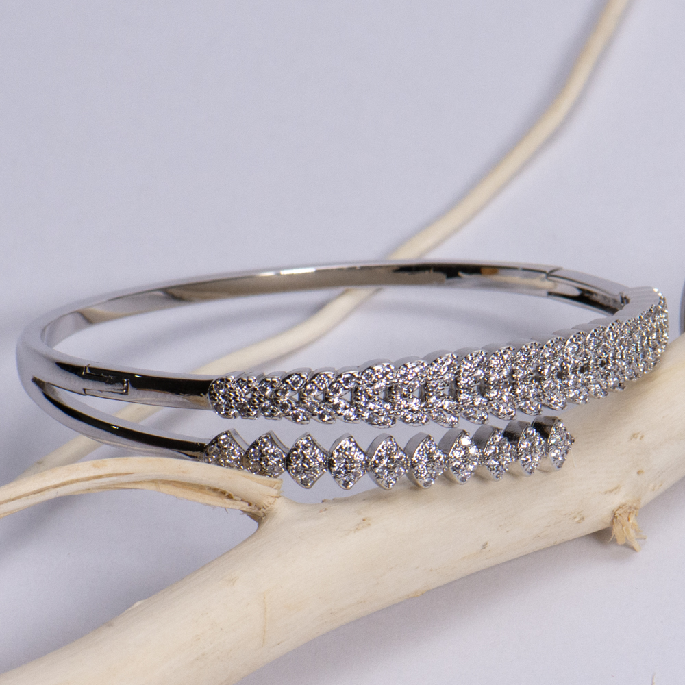 Dreamscape  XUPING JEWLERY