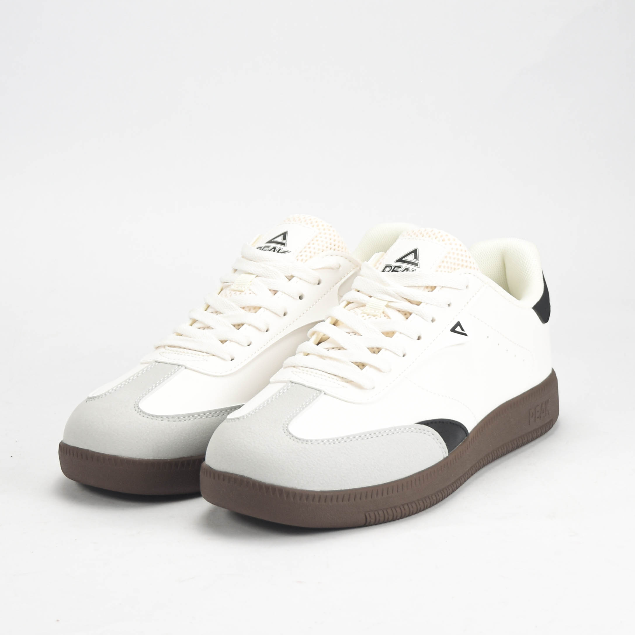 PEAK SHOES