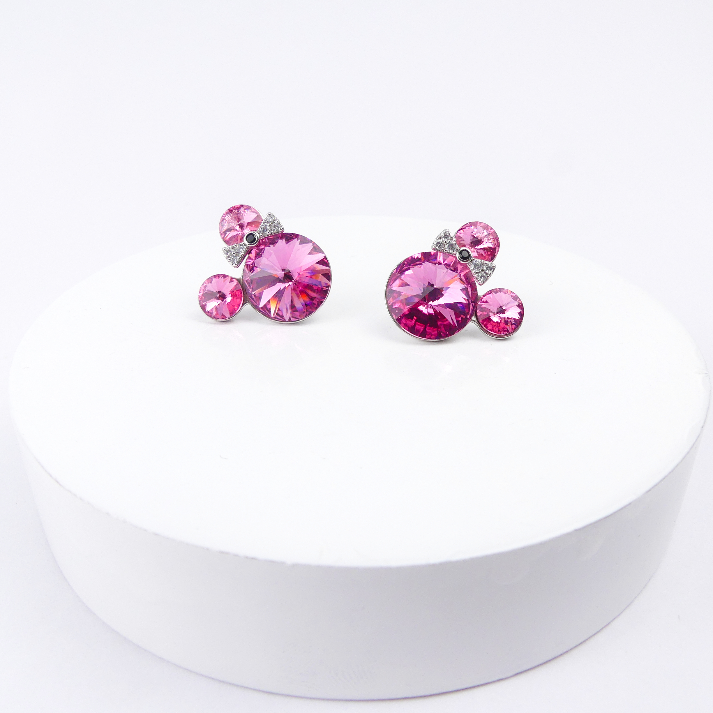 boucle d'oreille mickey mouse rose