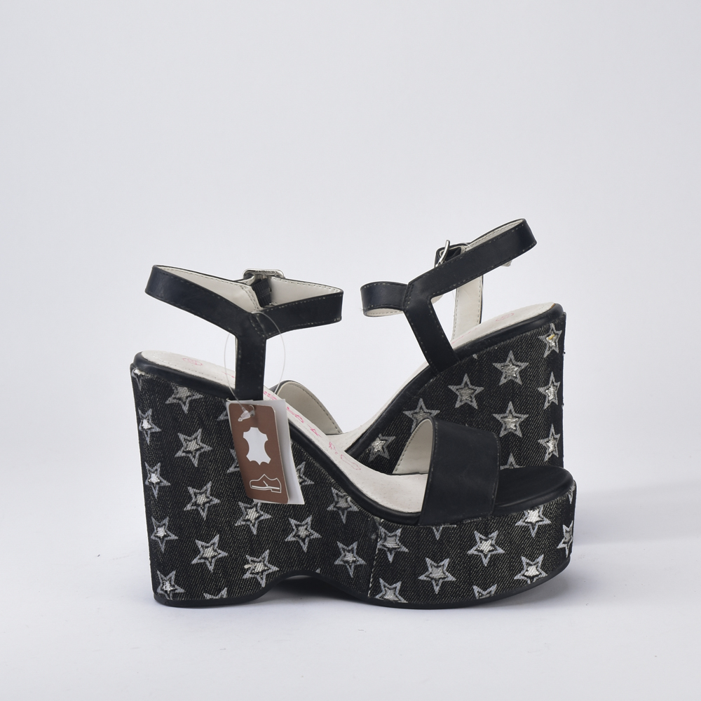 SANDALE ANGELA THOMPSON