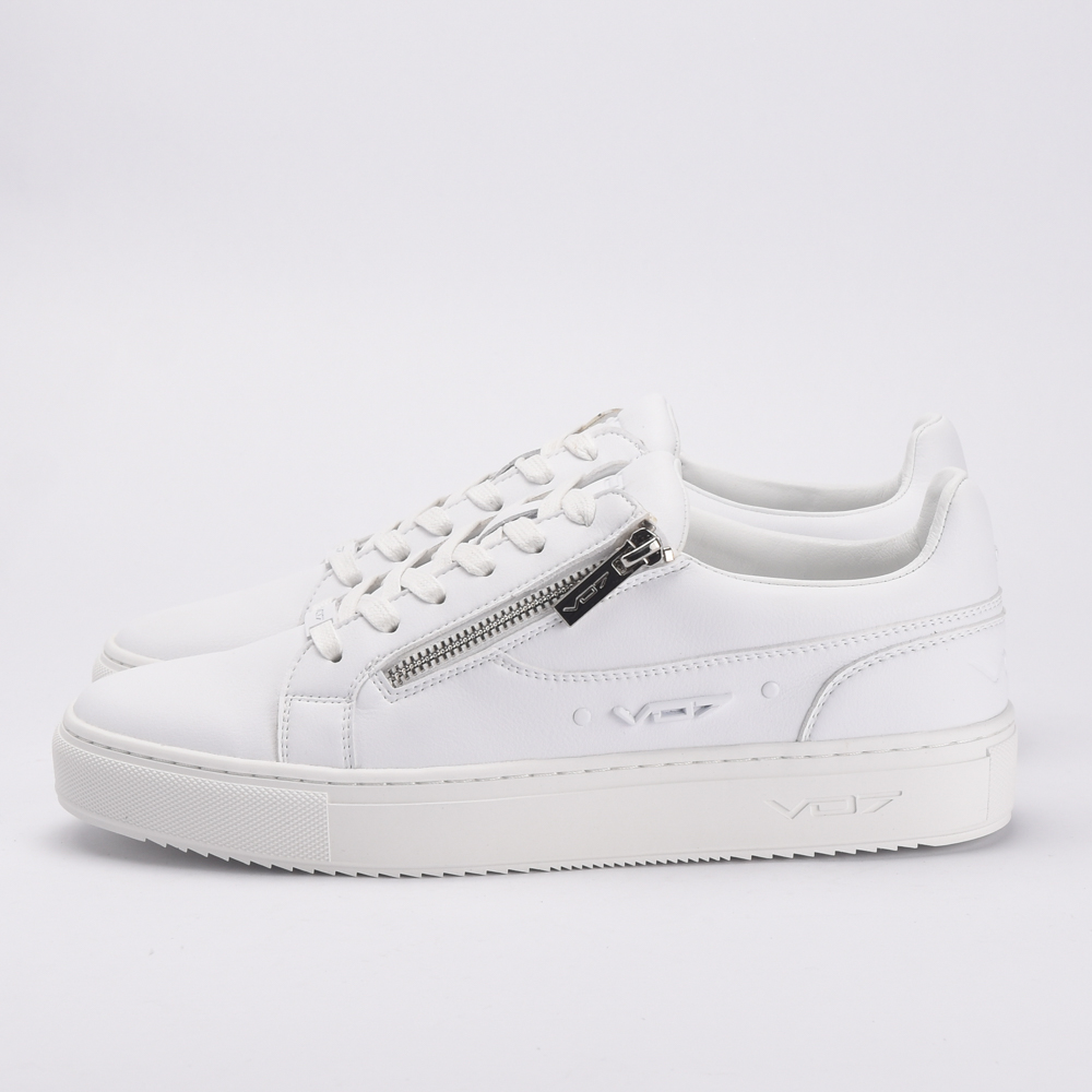 VO7 FOOTWEAR