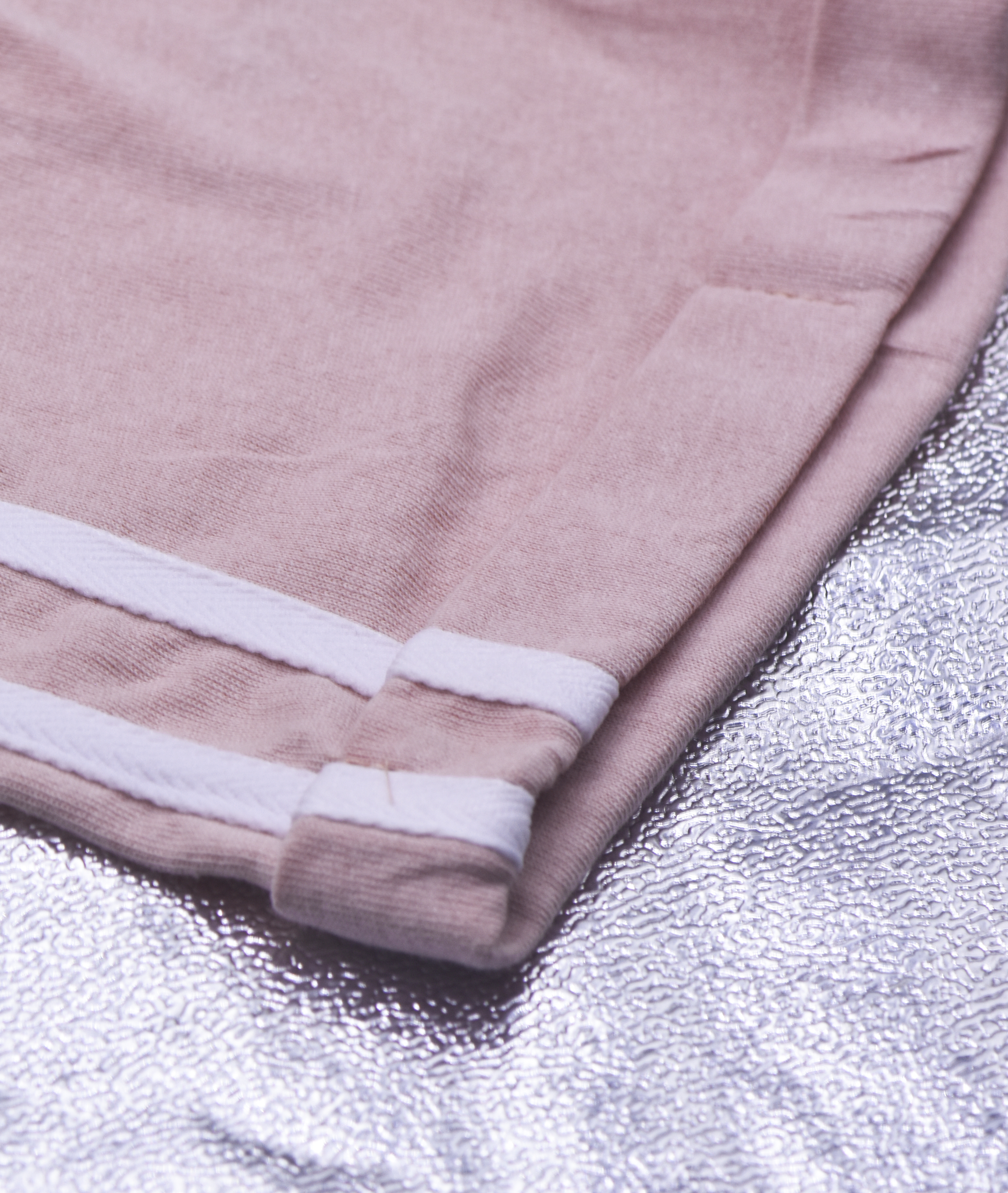 SHORT COTON ROSE AVEC  2 Bandes Blanches 