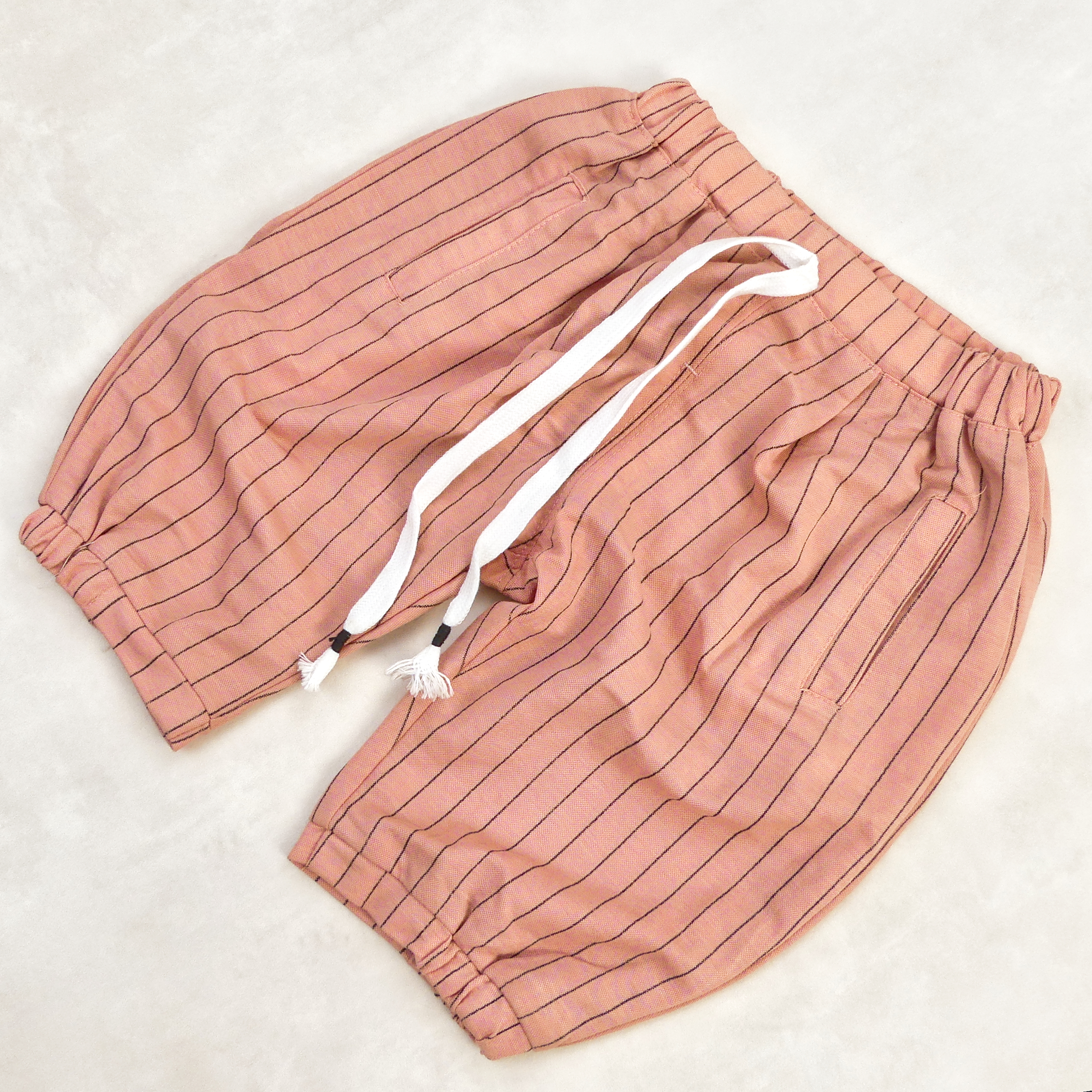 SHORT ROSE A RAILLEUR