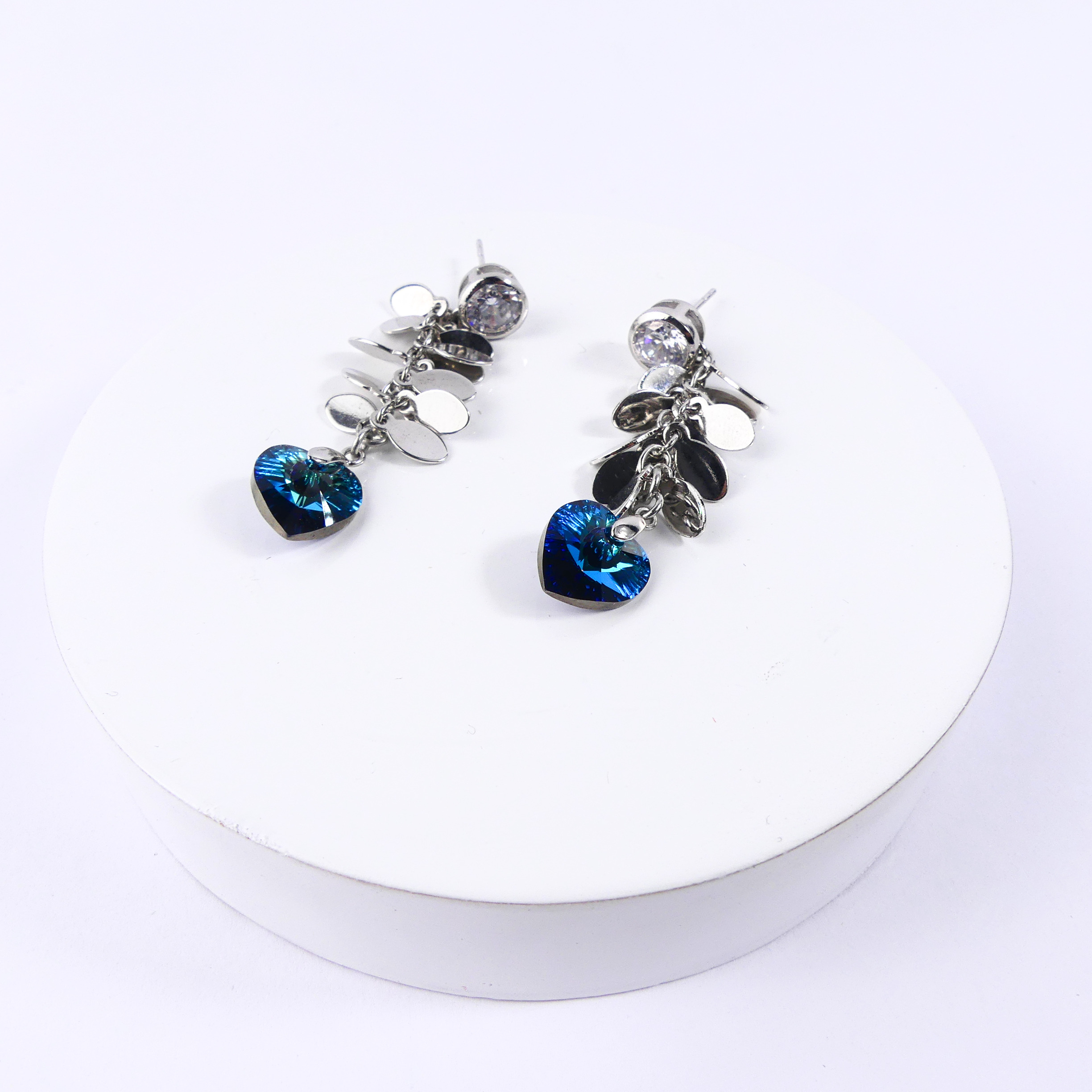 boucle d'oreille pendantes coeur bleu nuit