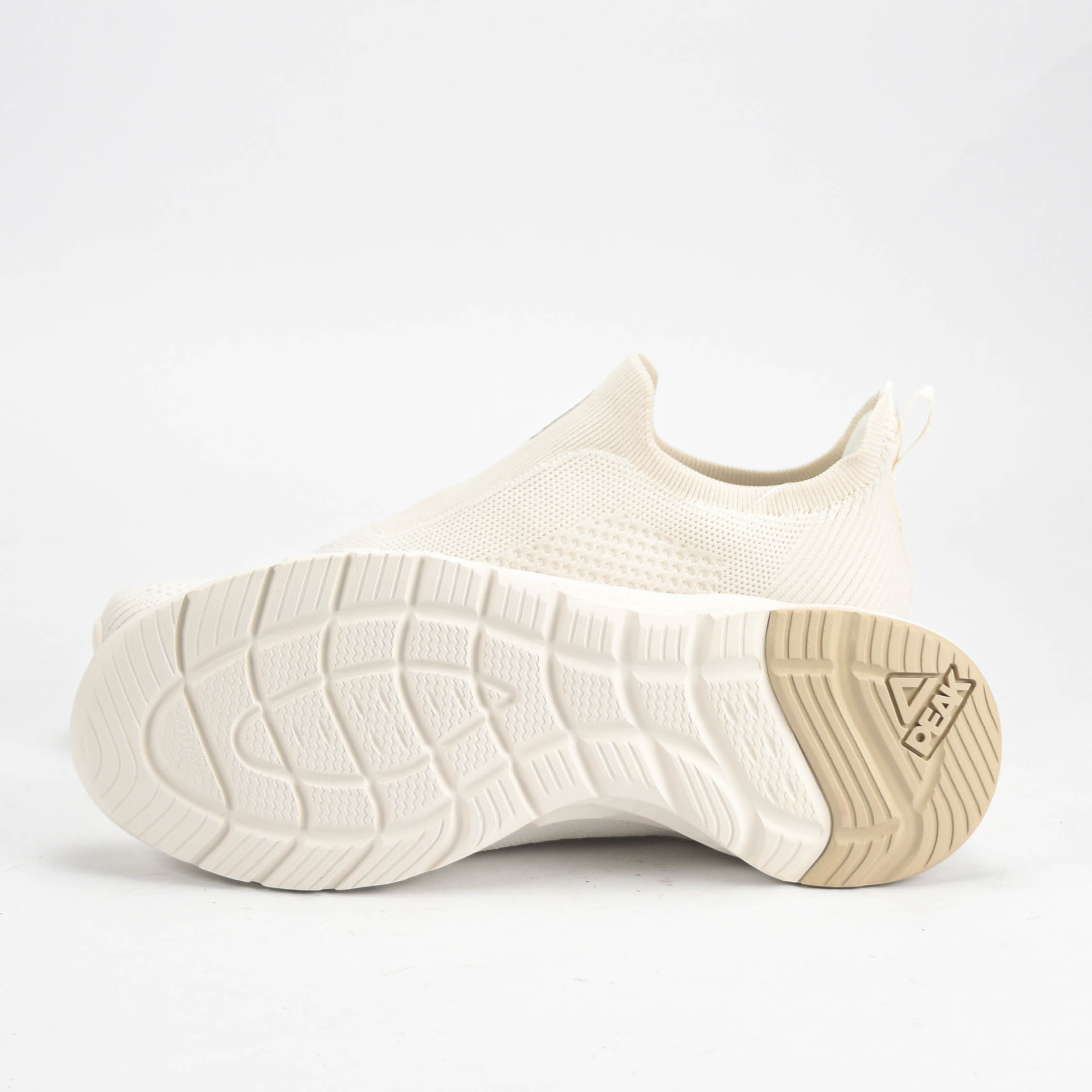 PEAK SHOES
