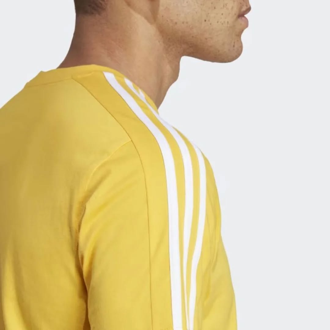 Adidas T-shirt
