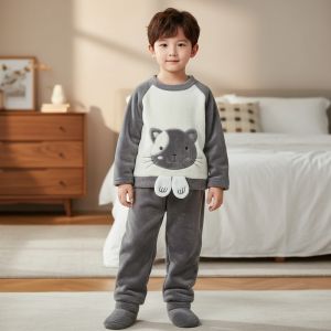 pyjama blanc et gris (chaton) 