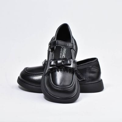 Chaussure Noir A boucles en Cœur