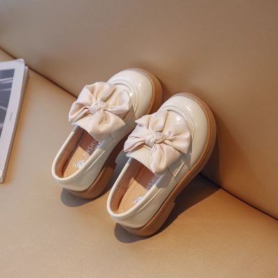 Chaussure Beige A Noeud