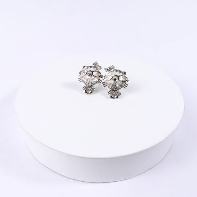 boucle d'oreille chat blanc