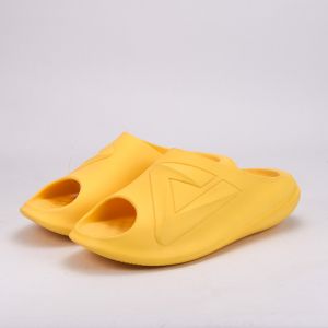 CLAQUETTE PEAK SLIPPERS CHUBBY MUSTARD YELLOW 