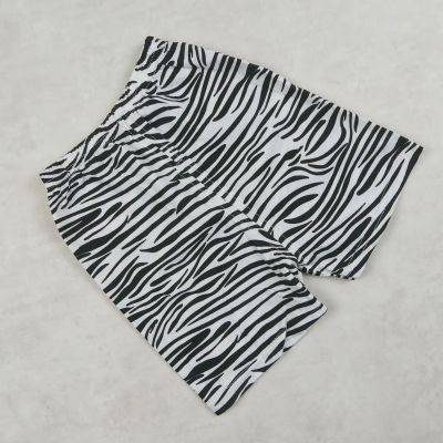 ENSEMBLE BLANC ET NOIR MOTIF zébre 