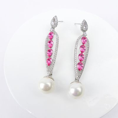 Boucles d'oreilles pendantes quatre goutte culture rose foncé