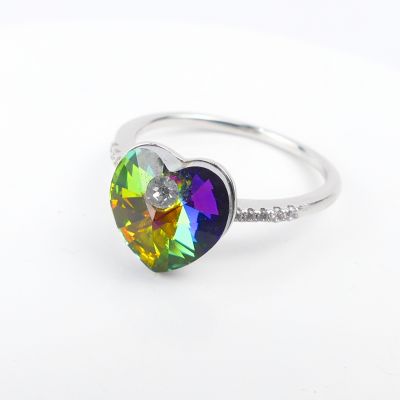 bague coeur verte reflé